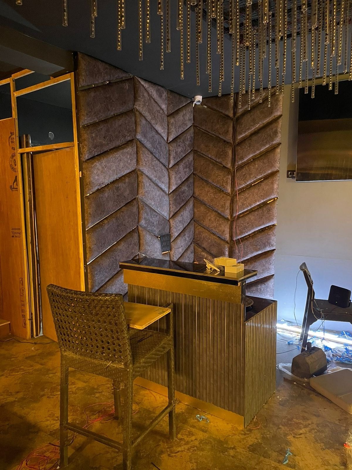 Café at Hudson Lane — bar counter with herringbone panelling